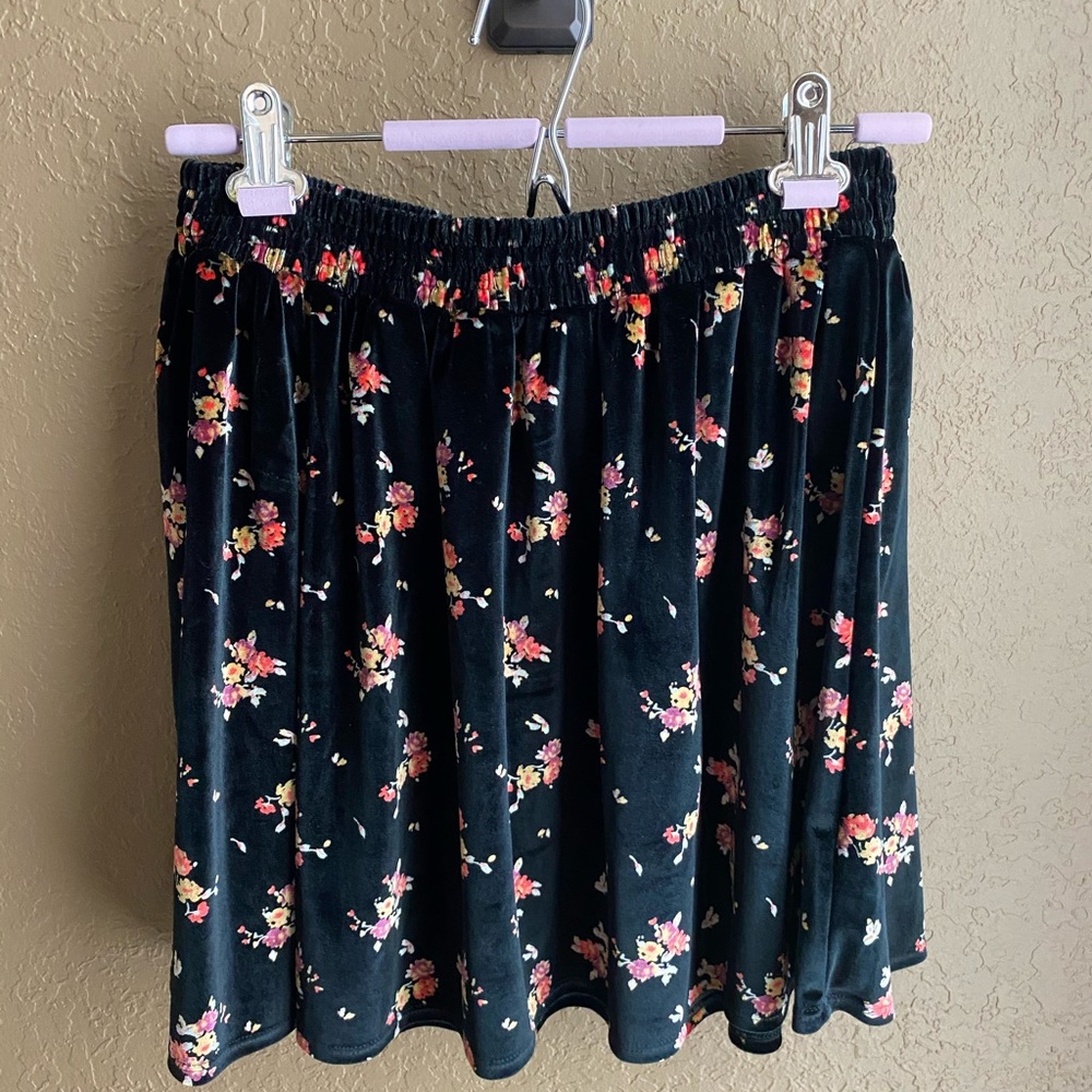 Urban Outfitters (Ecote) Velvet Floral Skirt